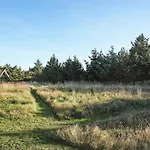 4 Star In Lokken *