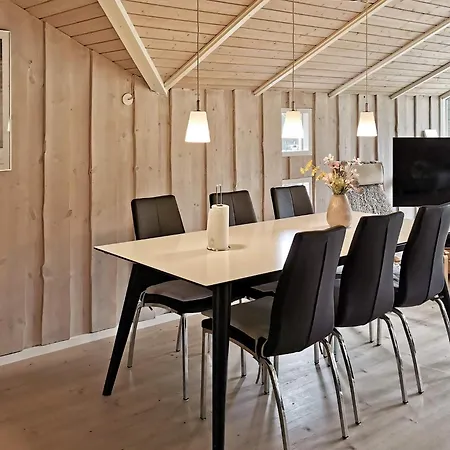 4 Star In Lokken Trudslev